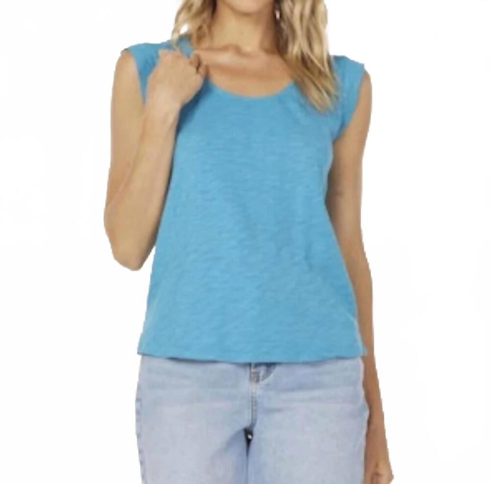 NEW MODODOC scoop neck tee in blue pearl